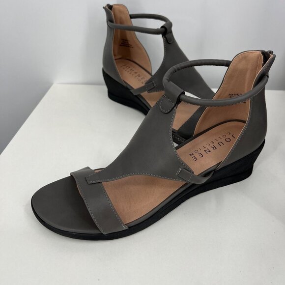 Journee Collection Trayle Wedge Sandal in Grey Size 10 MSRP $95 NWT - Picture 2 of 10